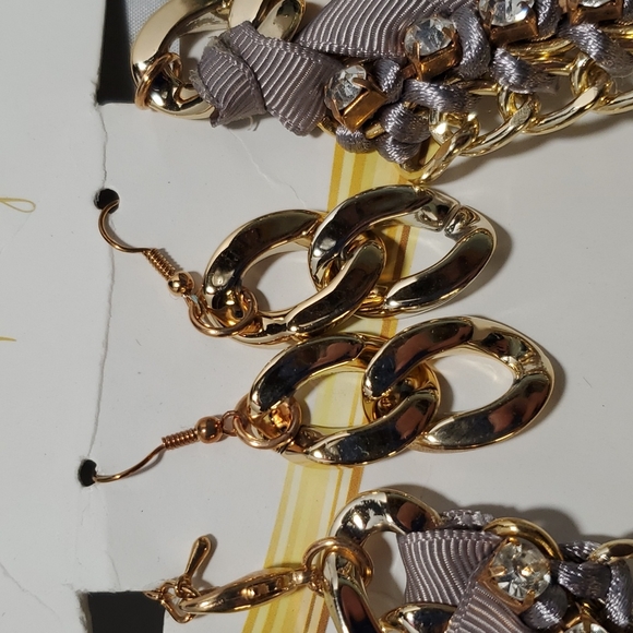 Ladies multi layer link necklace gold with rhinestones and fabric with earrings - Picture 4 of 4